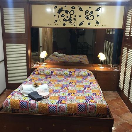 Casuzza Casa Vacanze パレルモ エクステリア 写真